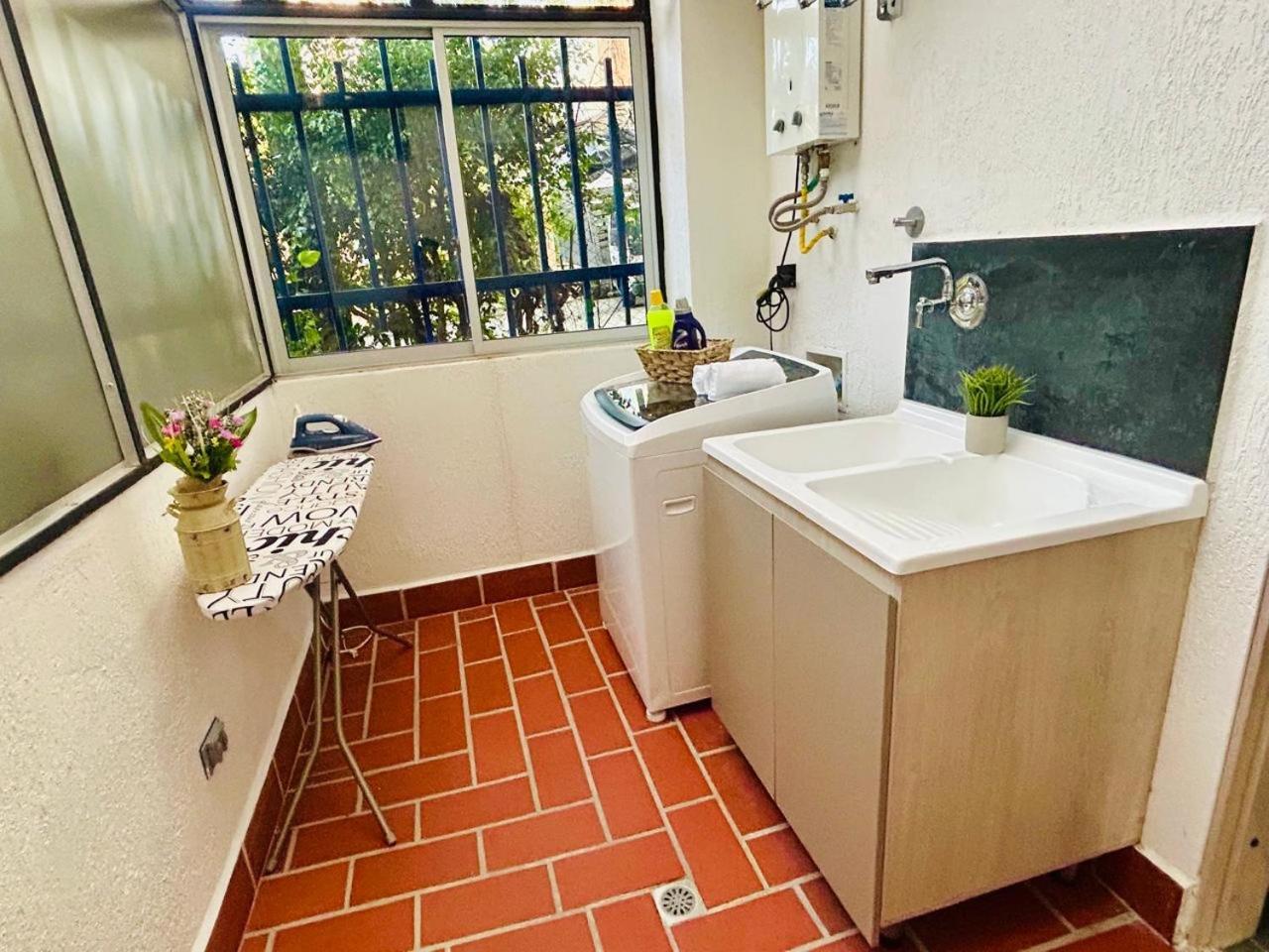 Modern, Apt/near Tourist Sites. Appartement *